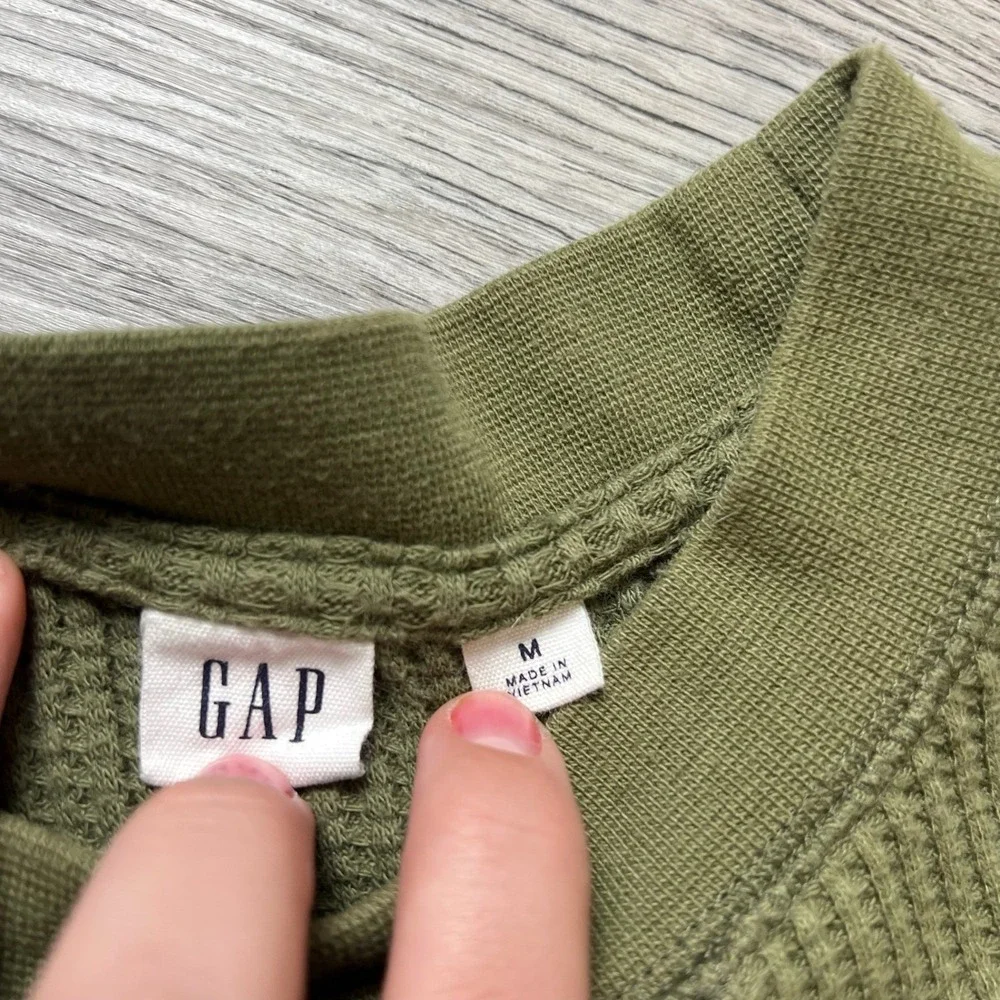 GAP waffle knit
